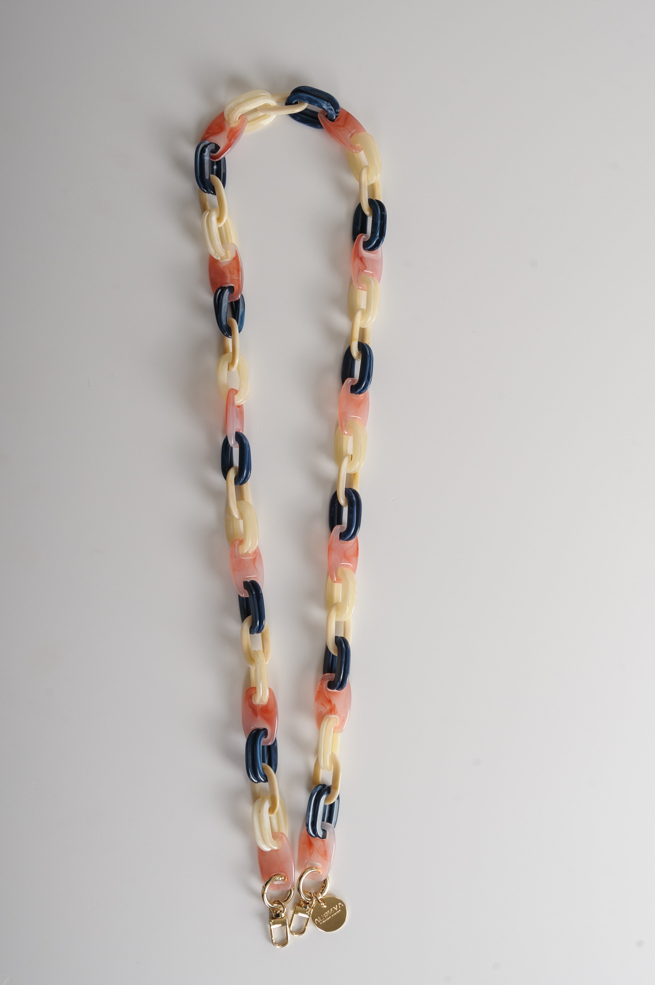 MIA - Collana Universale per tutti gli Smartphone Gancio compreso - ALEMAVA